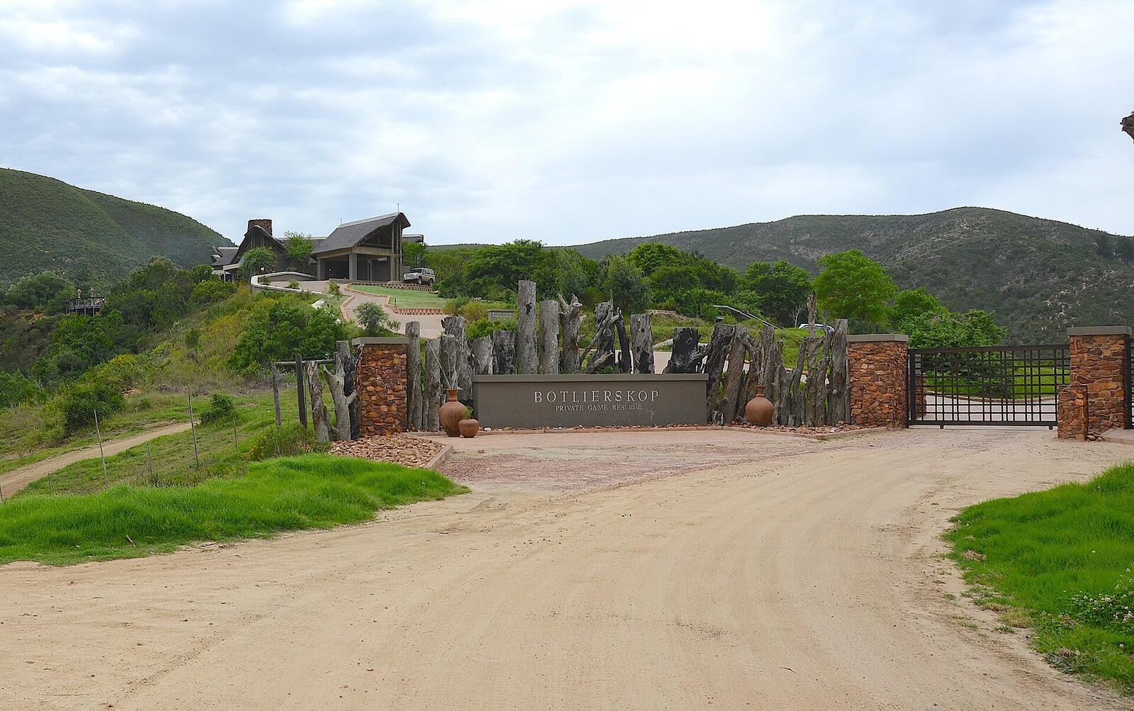 Illustrative accommodation photography for a fictional south-africa stay — illustrative style for Cederberg Cedar Retreat