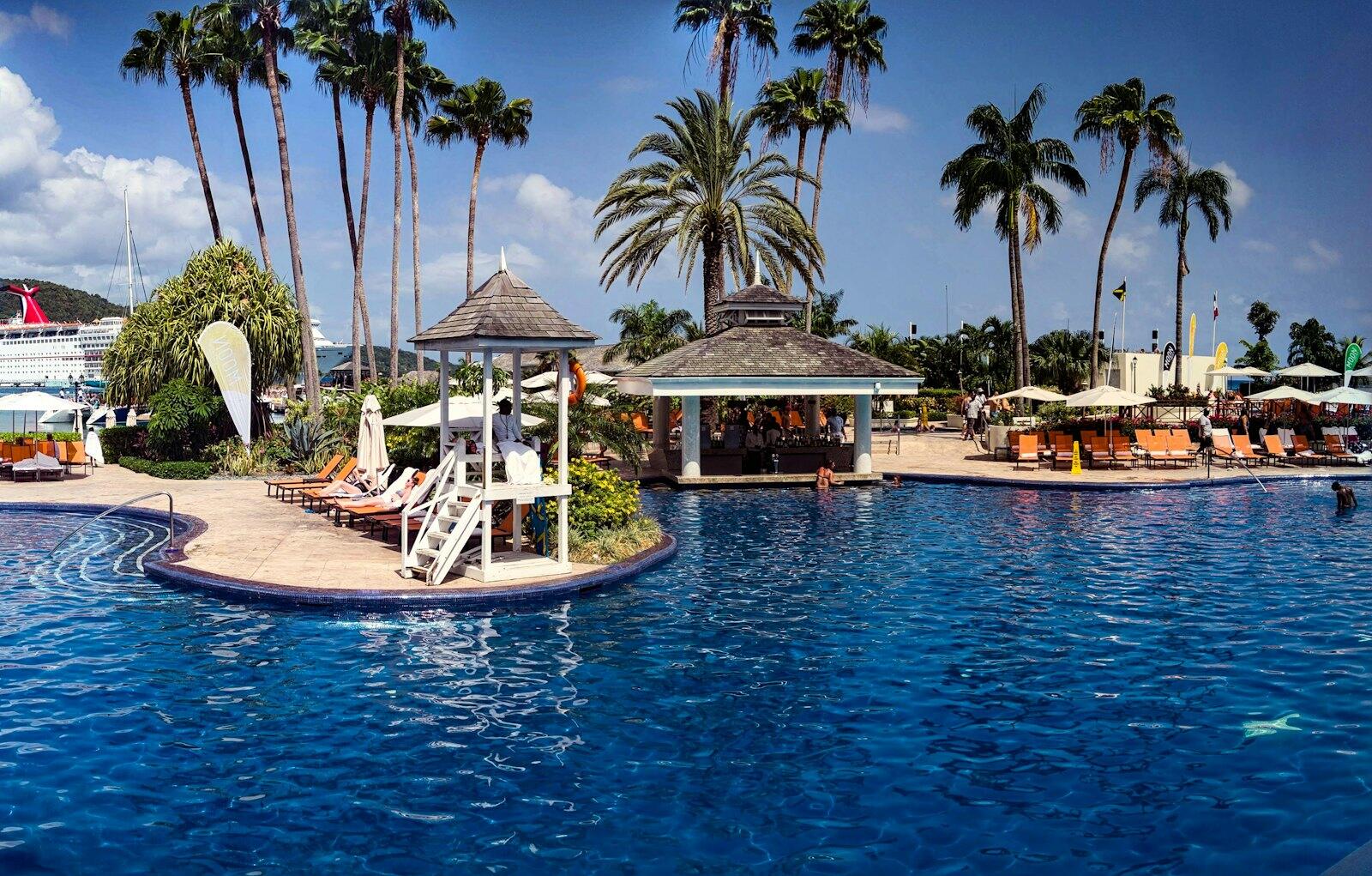 Photo of gazebo and green palm trees scenry — illustrative property style — illustrative style for The Kingston Courtyard